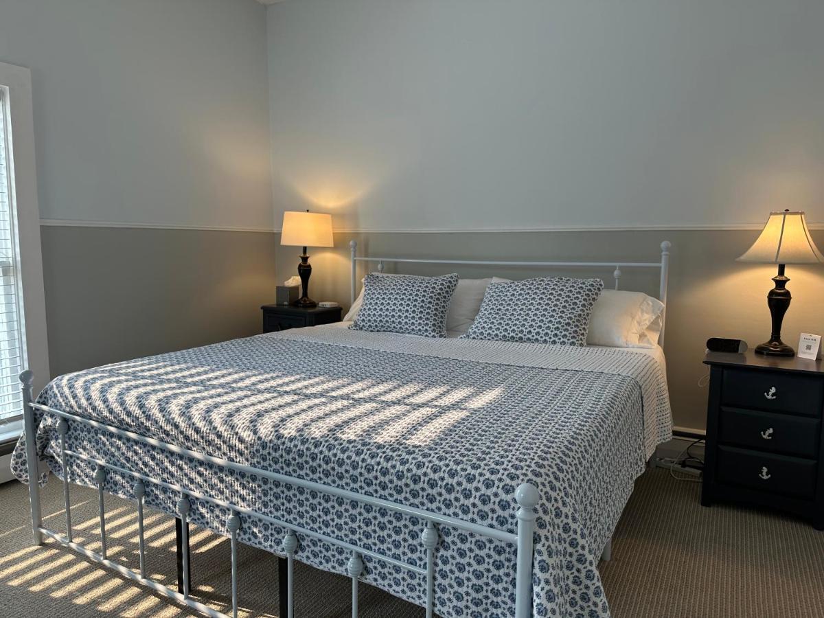 The Belvedere B&B Charlevoix Bagian luar foto